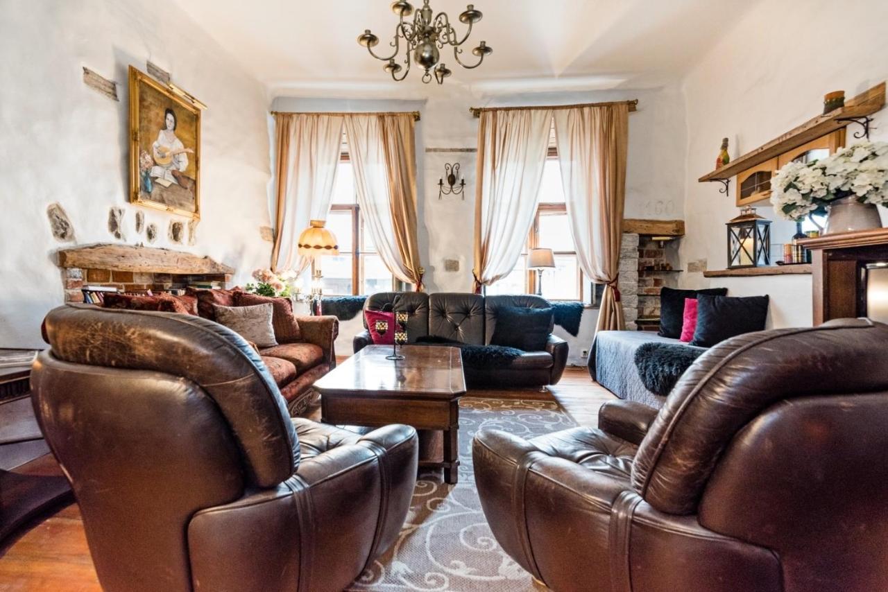 Historical Two-Bedroom Apartment With Sauna, Jacuzzi And Fireplace Talin Exterior foto